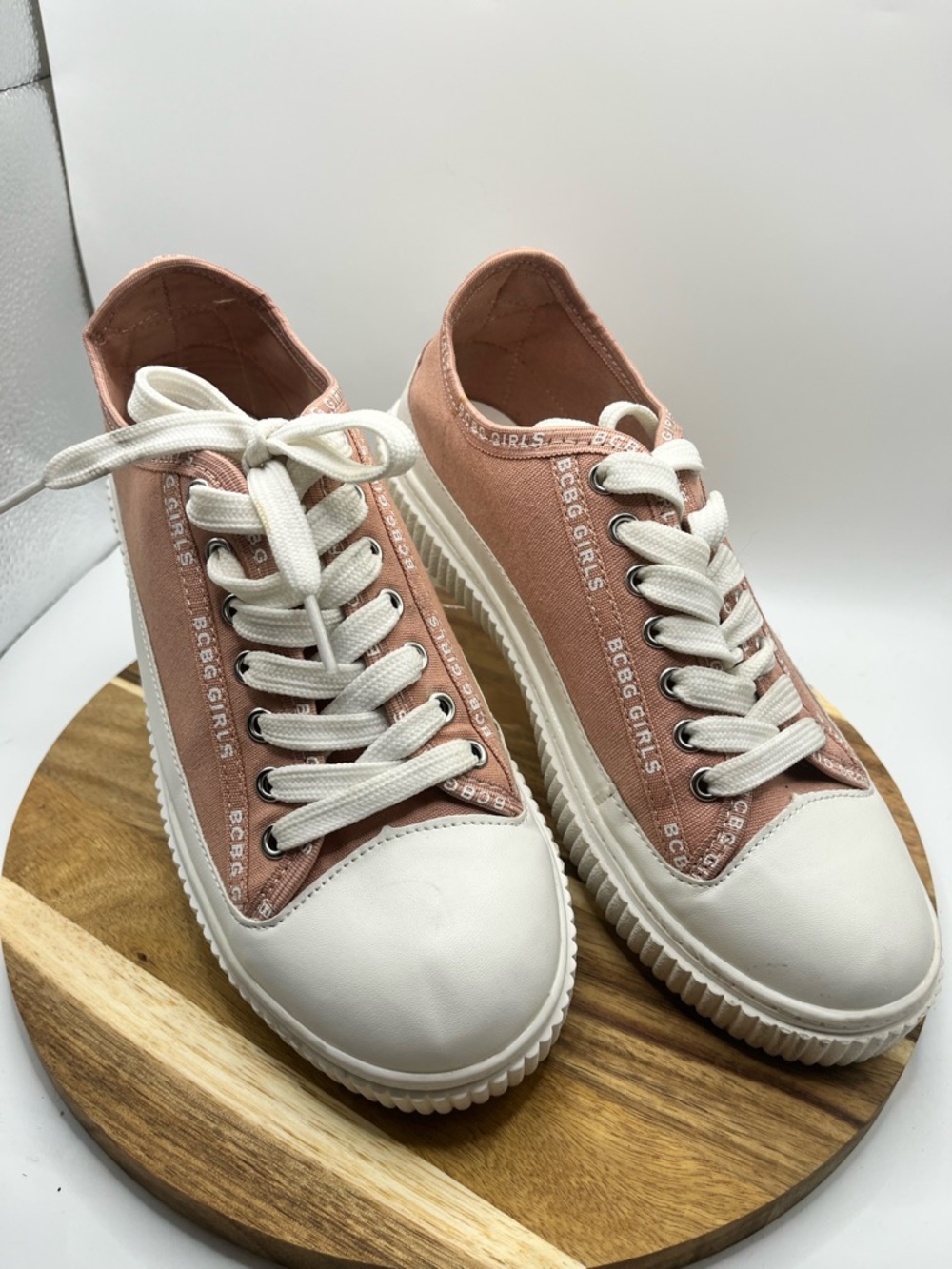 BCBG Girl's Size 5 Pink Canvas Sneakers w/White Soles